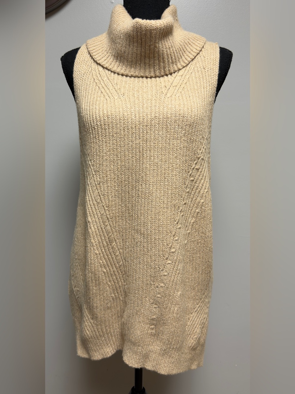 Anthropologie Angel of the North Sleeveless Cowl Turtleneck Tunic Sweater L